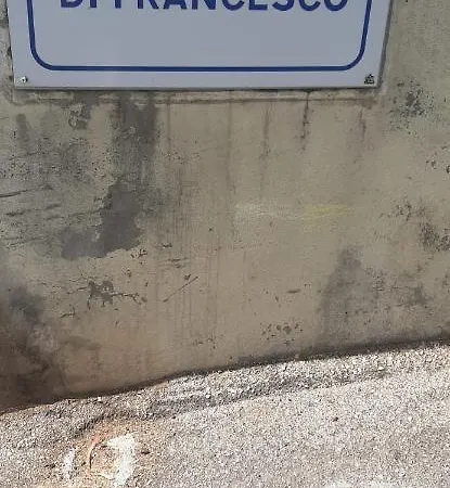 Via Di Francesco Apartamento *
